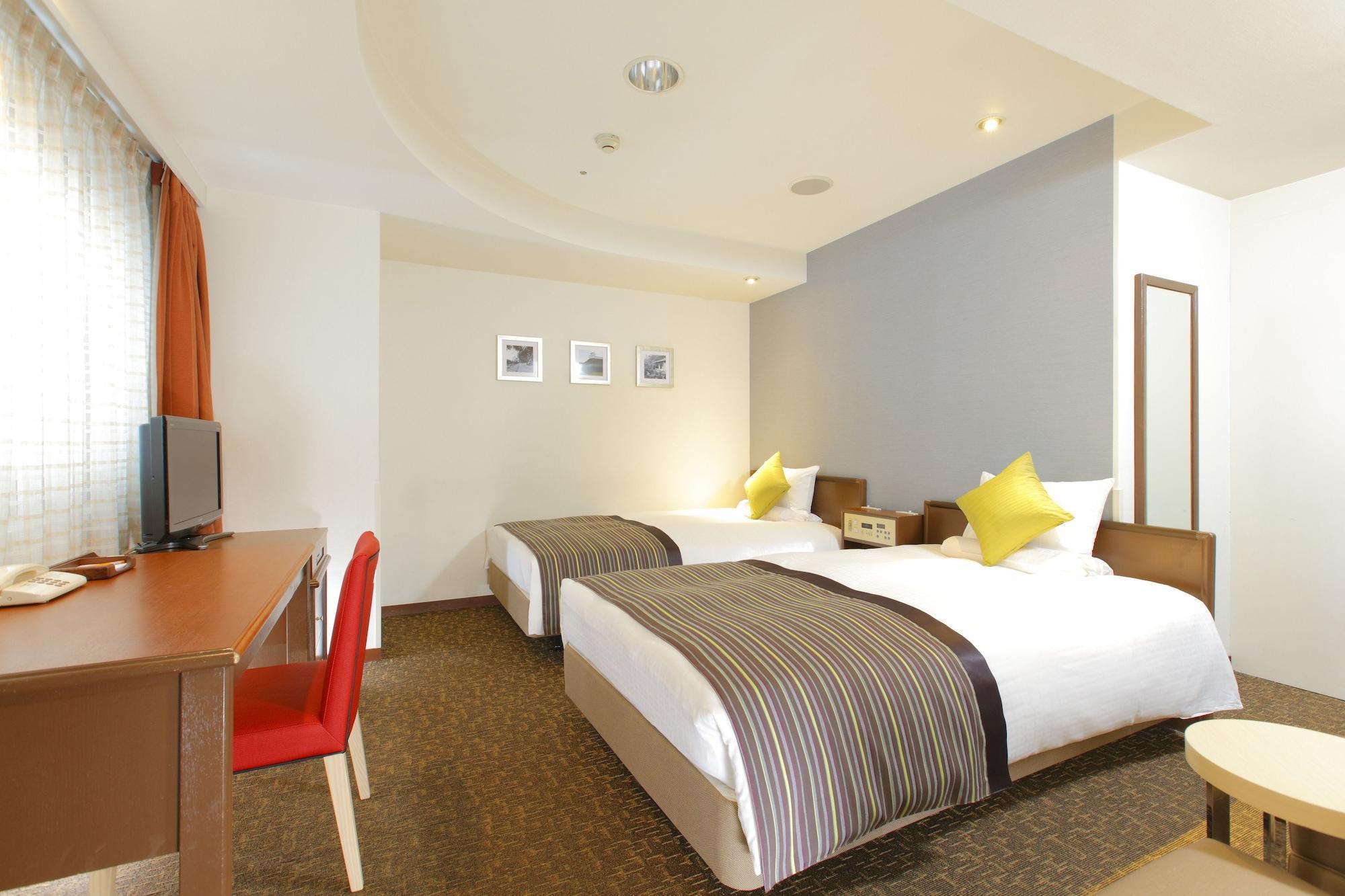 Hotel Mystays Utsunomiya Bagian luar foto