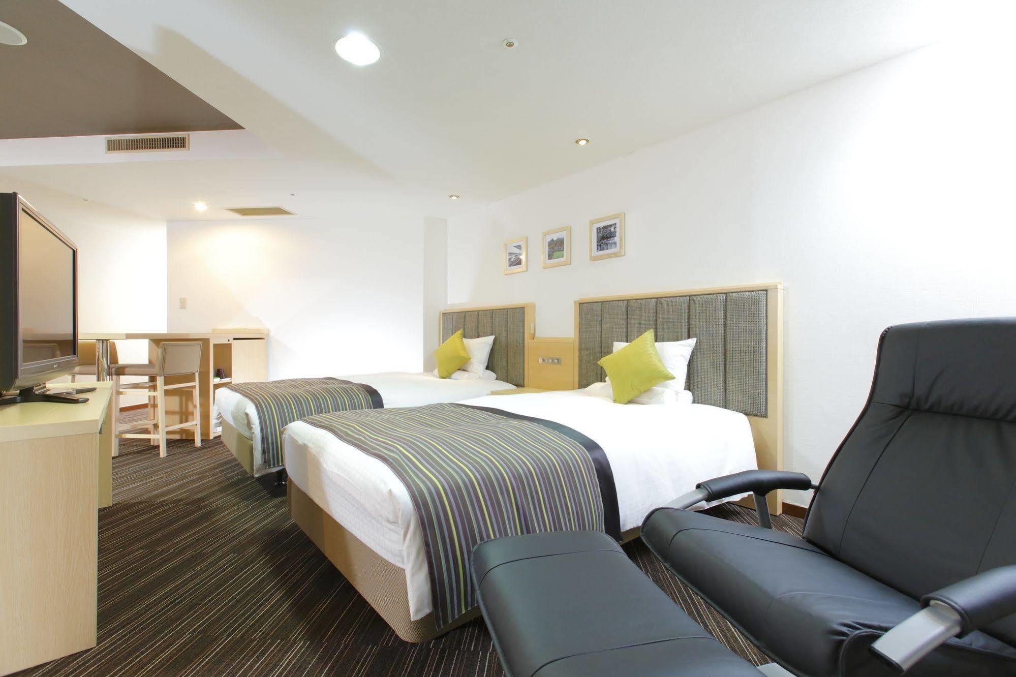 Hotel Mystays Utsunomiya Bagian luar foto